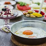 Cadde 75 Luxury - فندق ألاتشاتي
